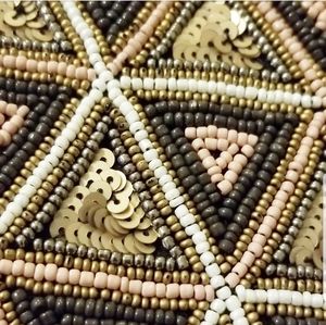 Sfera Femme Geometricly Beaded Clutch/Mini Purse